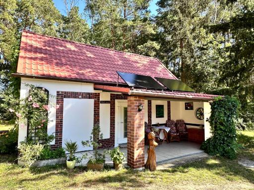 Tornower Waldhäusl, perfekt gelegen 60 km vor Berlin, auf der Schwelle zum Spreewald und nahe Tropical Islands - Housity
