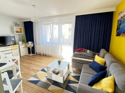 Kawalerka SŁONECZNA osiedle DOBRZEC - Housity