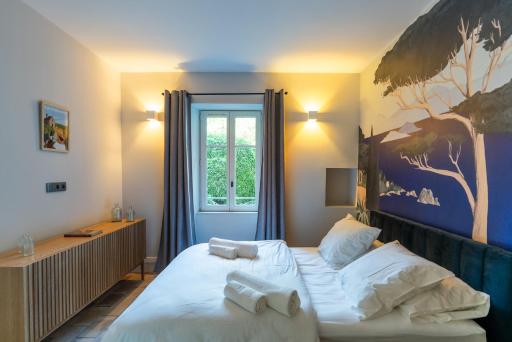 L'Heure Bleue - Housity
