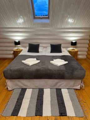 MIRA House - Housity