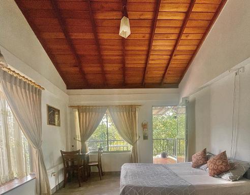 e-stay Hanthana Kandy - Housity