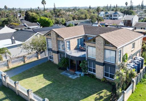 Sea Views on 14th - Housity