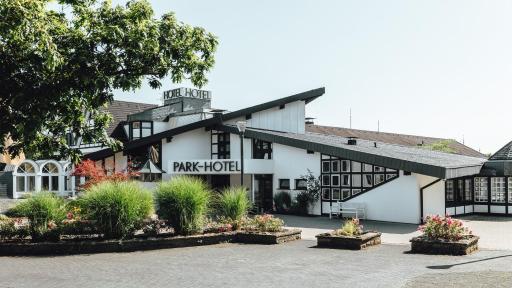 Parkhotel Nümbrecht - Housity