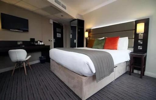 Palette Modern Newport City Center - Housity