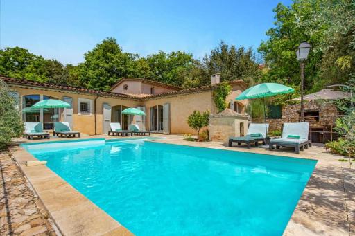Villa Cabris by Villa Plus - Housity