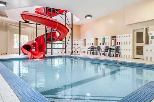 Quality Inn Airport - Housity
