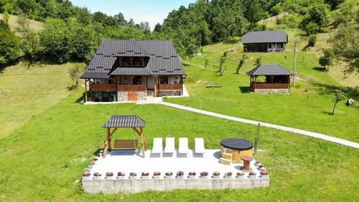 Pensiunea Ancuta din Botiza - Housity