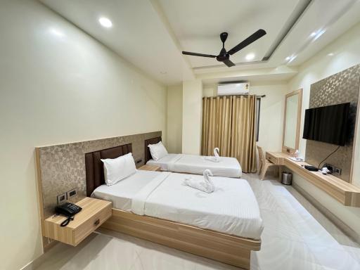 Hotel Jia International - Housity