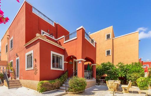 House In Costa Blanca - Housity