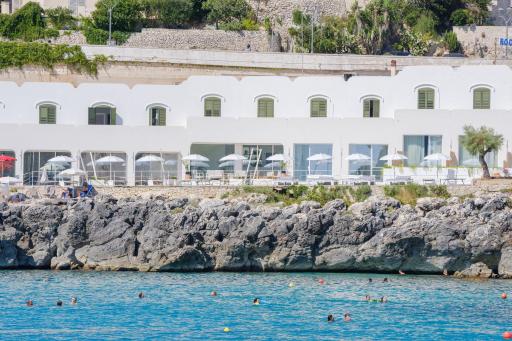 Hotel La Roccia - Housity