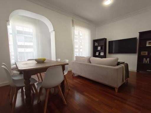 Gran Capitán Luxury Center Apartment- Parking - Housity