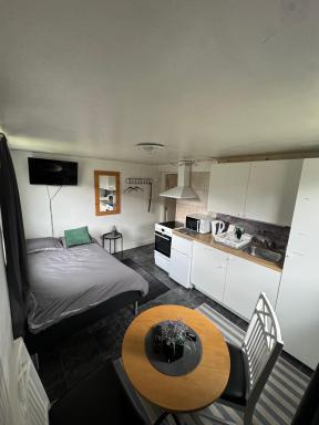 Apartment with shared bathroom in central Kiruna 1 - Housity
