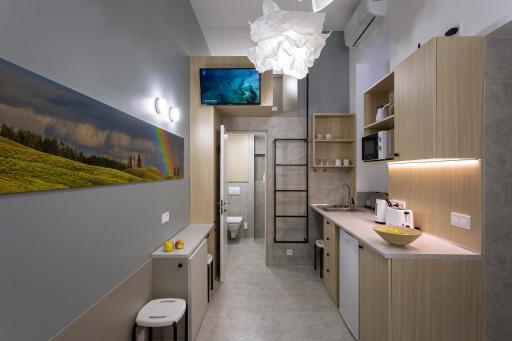 CAPSULE HOTEL & HOSTEL - Housity