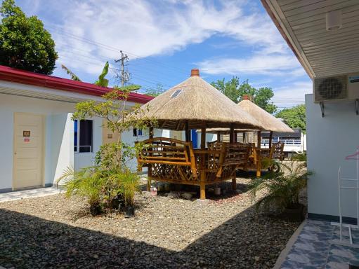 3 Sisters Guest House 1 - Housity