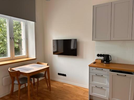 Piiri Apartment - Housity