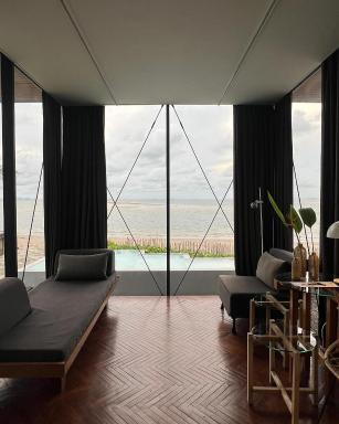 DEEPSPACE cabin on Quiet Beach - Hizvo