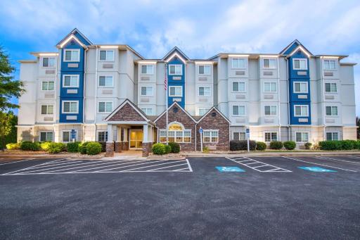 Microtel Inn and Suites by Wyndham Anderson SC - Housity
