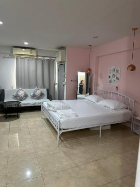 Sweet Honey Tossed Private Condo - Housity