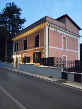 VILLINO CHELIDONIA SUBIACO - Hizvo