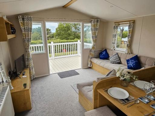 Dog Friendly 8 Berth Static Caravan Newquay - Housity