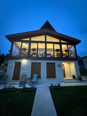 Borovnica Sweet Apartments - Housity