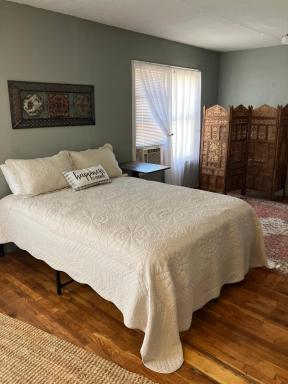 The Central Hotel OF 1910 - Housity