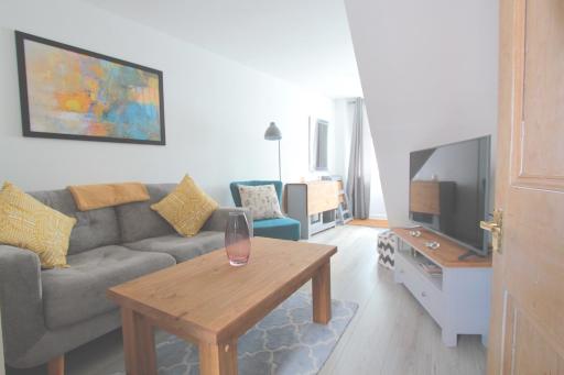 Tarvin House - Housity