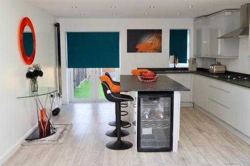 Well furnished 4 bedroom house in Rainham - Housity