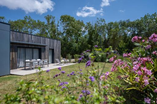 Côté Océan Resort - Housity