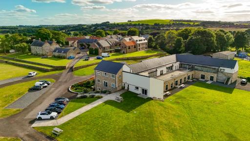 Plawsworth Hall Serviced Cottages and Apartments - Hizvo