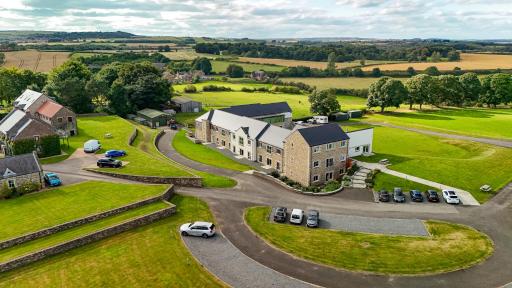 Plawsworth Hall Serviced Cottages and Apartments - Housity
