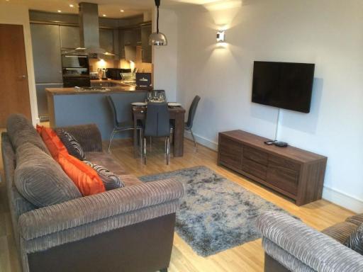 1 Bed Apartment, Sleeps 4, Free Parking, East Croydon, GR London - Housity