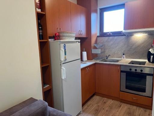 Апартаменти и стаи за гости "Алекс" - Housity