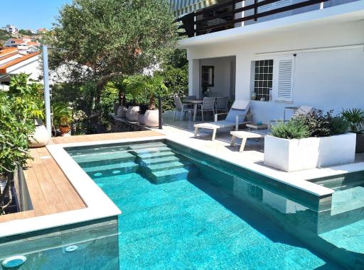 Apartman "SARAH" - One apartment house - Housity