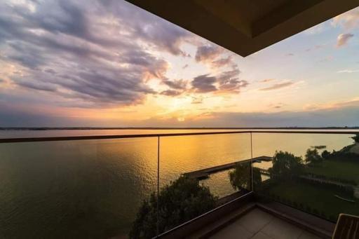 Aqua Blue Apartment Mamaia Nord - Housity