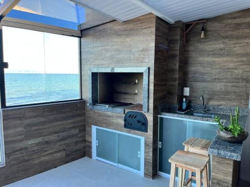 Casa Pé na Areia SC - Housity