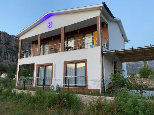 Mavi ev - Housity