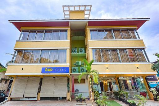 FabHotel Sangria - Nr Dona Paula Beach - Housity