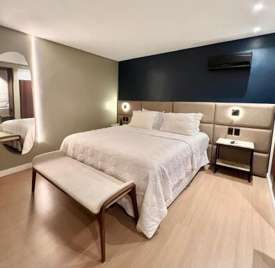 Hotel Serrano - Housity