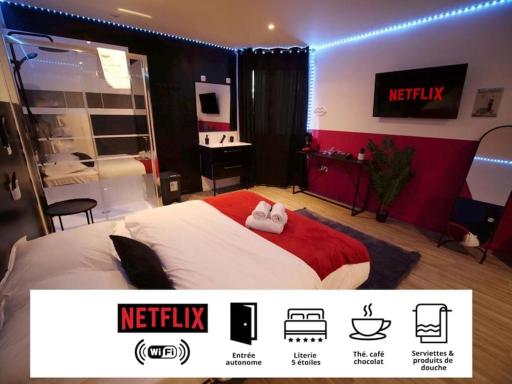 Red Room - Olympe Suites & Spa Lille, Croix, Roubaix - Housity