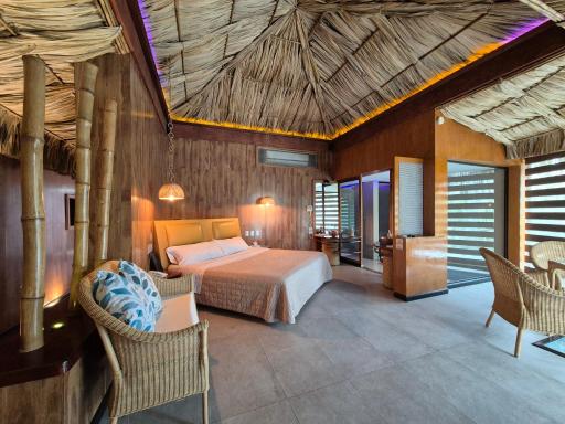 Thai Lagoon - Housity