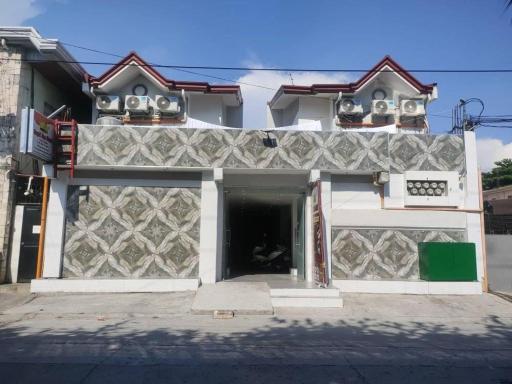 King Rapid Rise Hotel - Housity