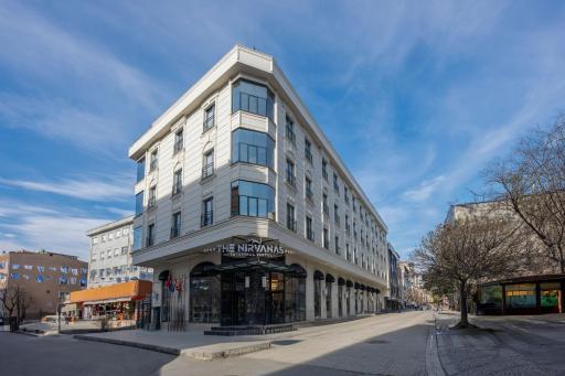 The Nirvanas Hotel - Housity