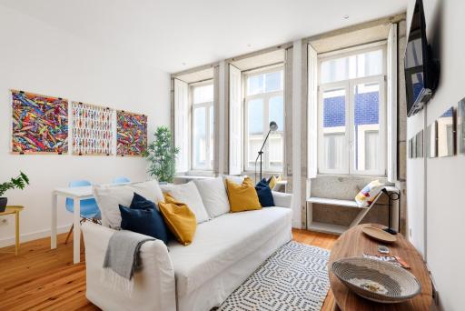 Spacious Duplex in Porto's Downtown • A/C - Housity