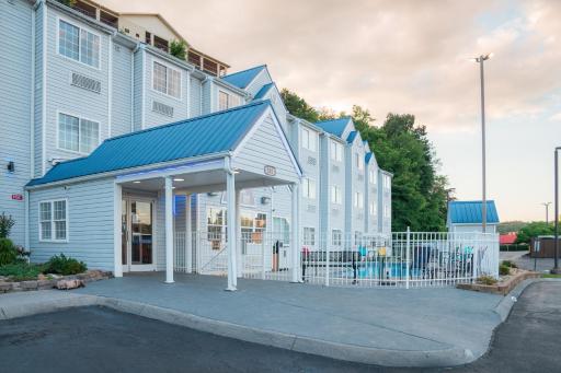 Guest Inn Pigeon Forge - Housity