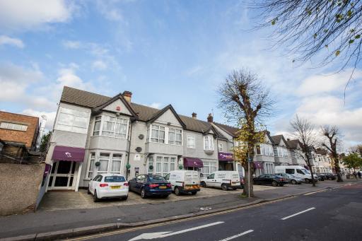 Banks Hotel - Housity