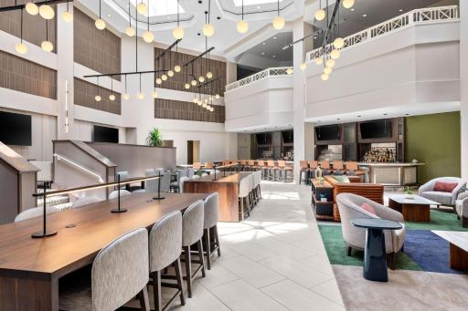 Sheraton Suites Galleria Atlanta - Housity