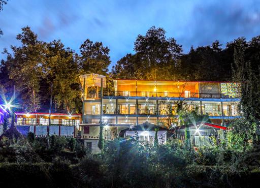 Blossom Hideaway Kausani - Housity