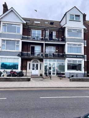 Harbour Hotel - Housity