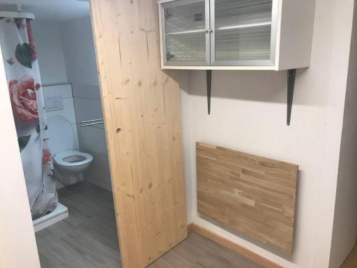 Tiny Apartment In Swiss Alps - Housity